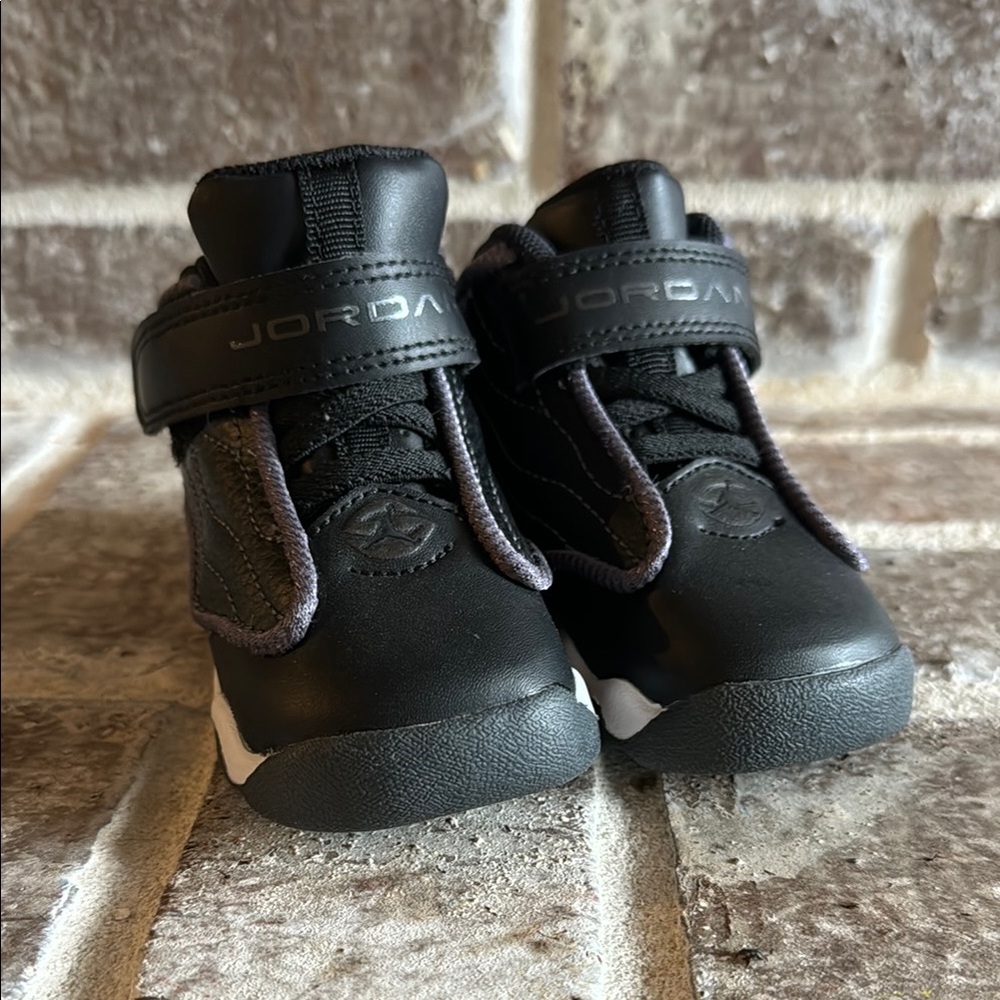 NWOT Jordan Pro Strong TD 'Black White' toddler baby basketball shoes 4c